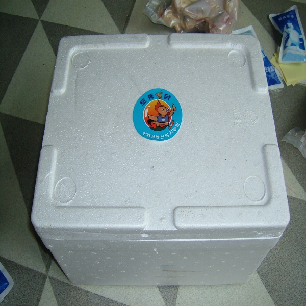 [삼봉산양지자연농원] [ 자연 방사]  토종닭 (암)(1.kg-1.5kg정도)